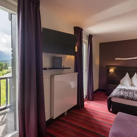 Wetterstein Seefeld Hotel 4*