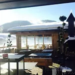 Готель Wetterstein Seefeld Зефельд-ін-Тіроль